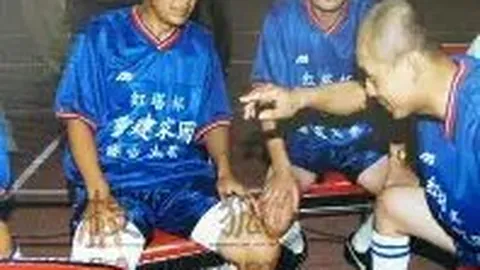 《斯洛特帅位暂无忧，但溃败之痛需即刻止住——回声报紧急发声》