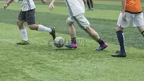 “近五场较量姆巴佩与哈兰德共进球3球，绝代双骄能否再现辉煌？”